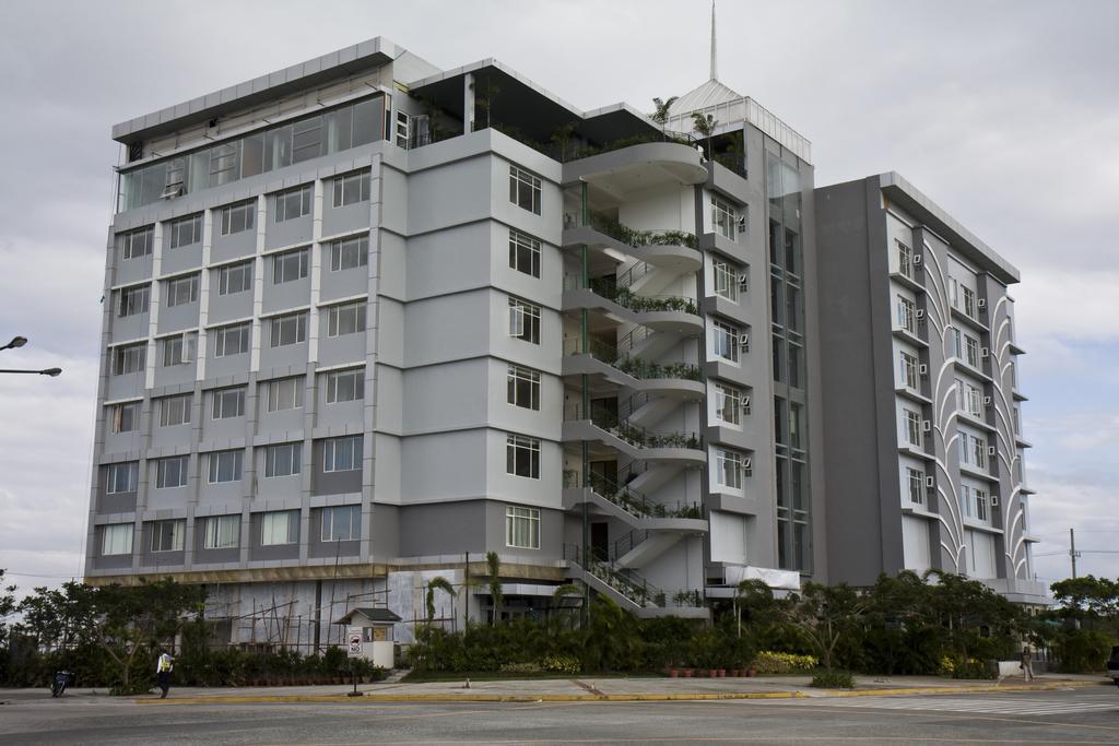 Paseo Premiere Hotel Santa Rosa (Laguna) Exterior foto