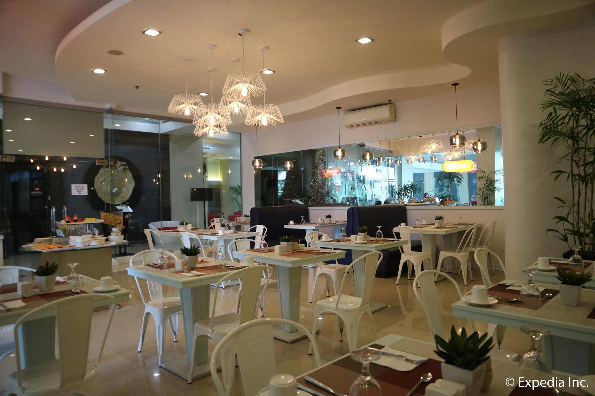 Paseo Premiere Hotel Santa Rosa (Laguna) Exterior foto